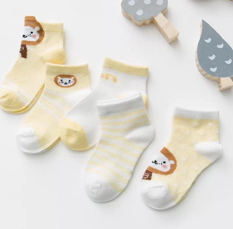 גרביים לתינוקות